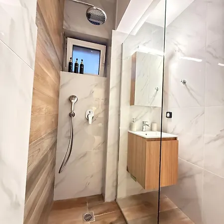 Dvillas One Bedroom Свороната
